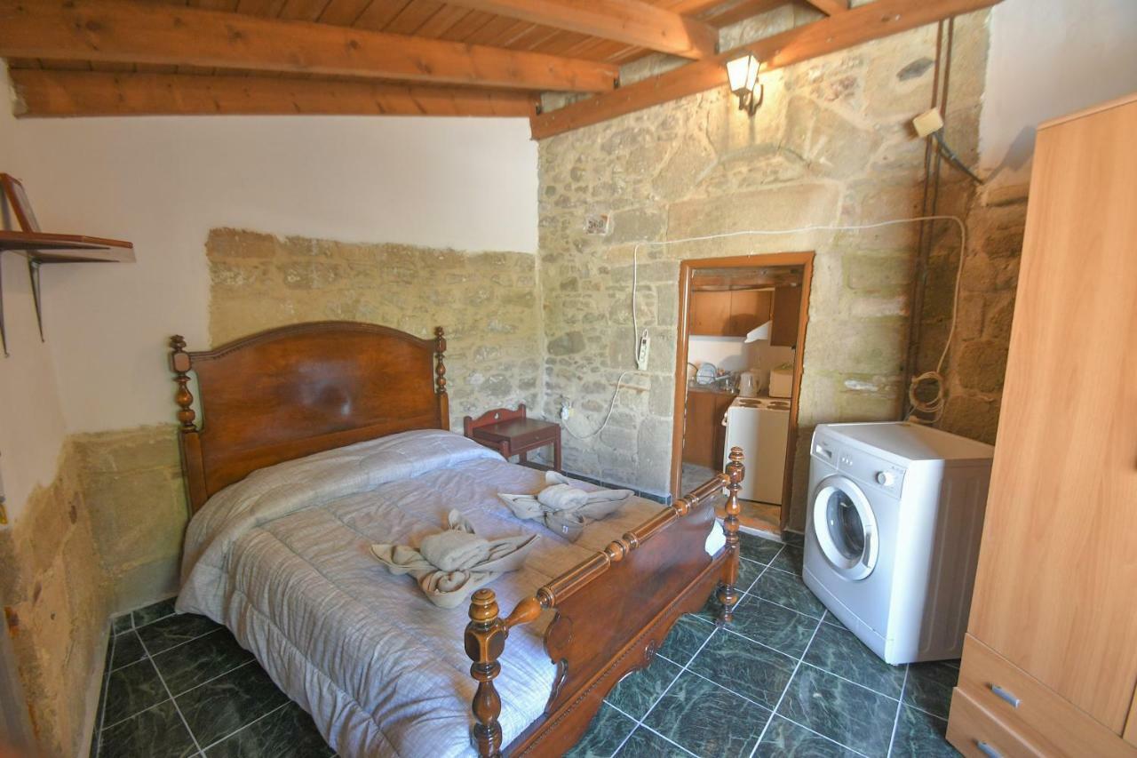 Stone House Apartman Malónasz Kültér fotó